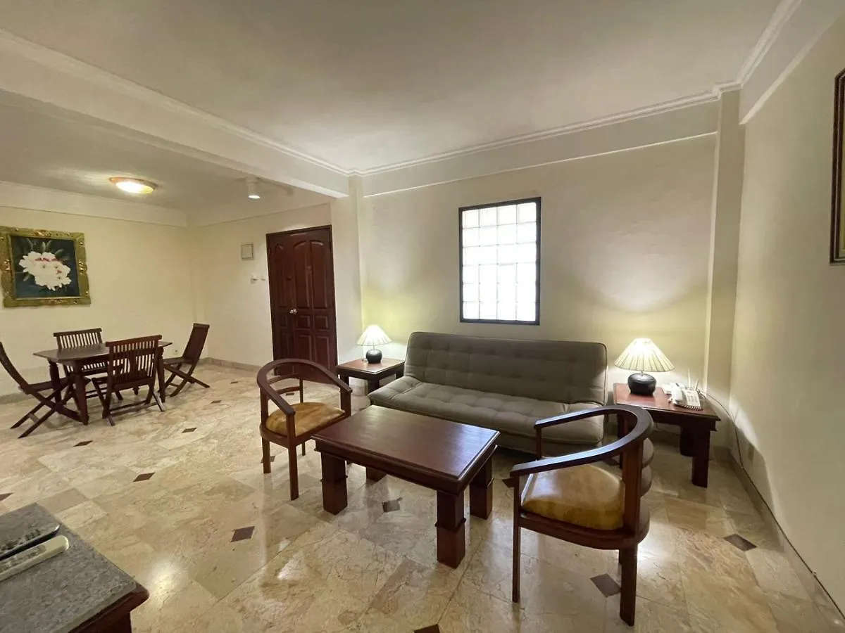 Beach Apartment Inside Resort Walking Distance To The Beach Seminyak 0*,  Indonésia
