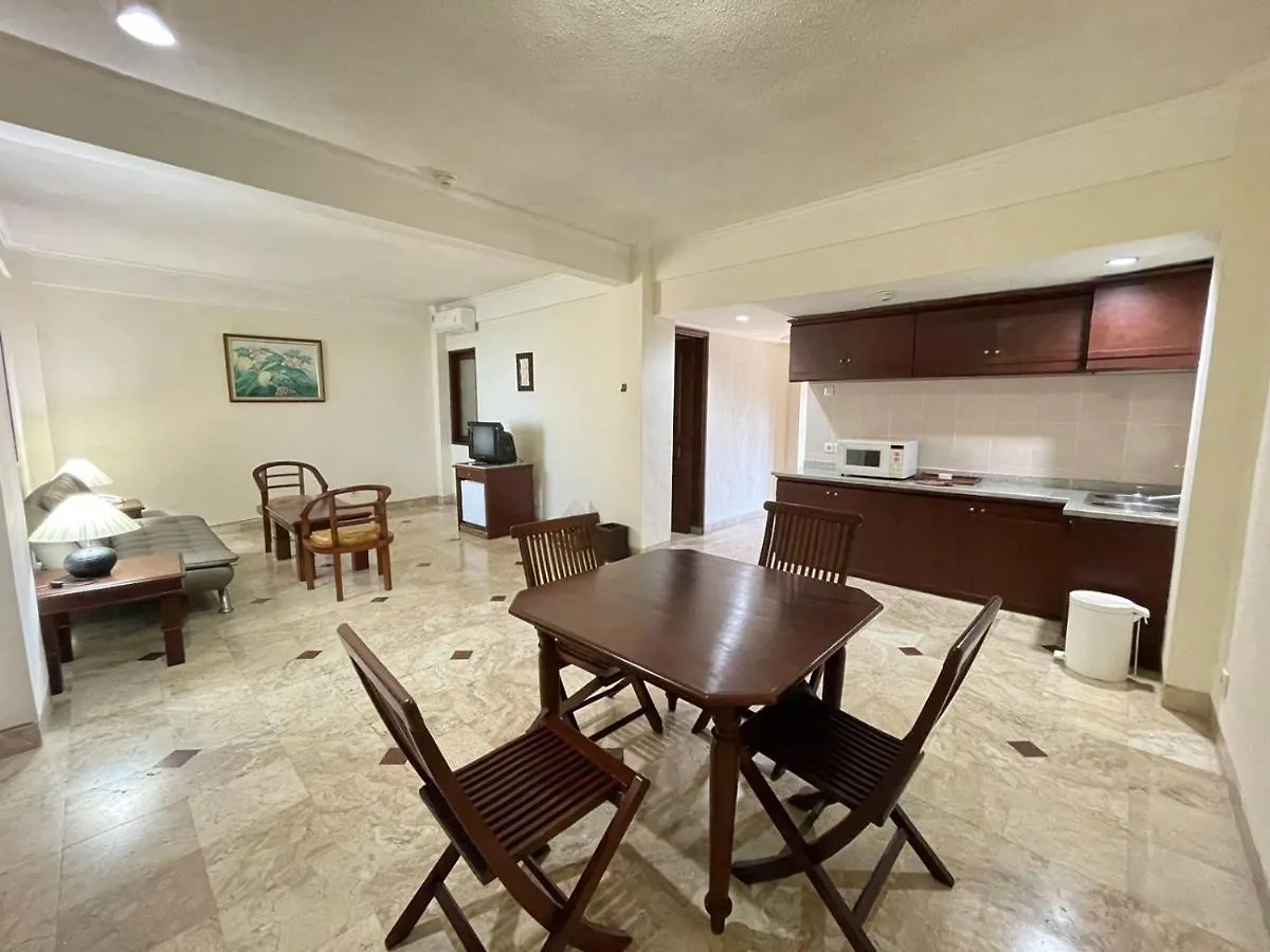 Beach Apartment Inside Resort Walking Distance To The Beach Seminyak  0*, Seminyak (Bali) Indonesia