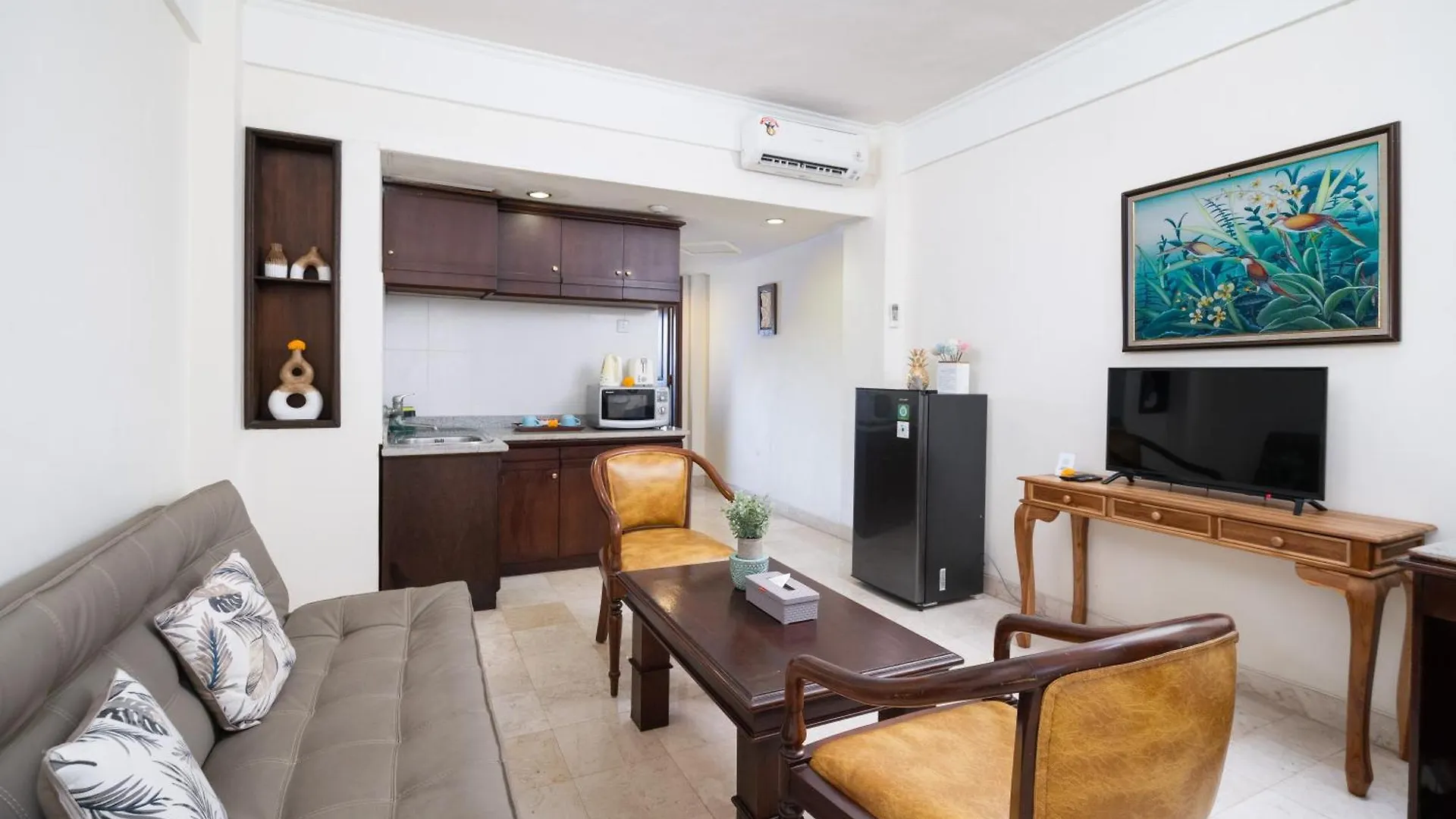 Beach Apartment Inside Resort Walking Distance To The Beach Seminyak