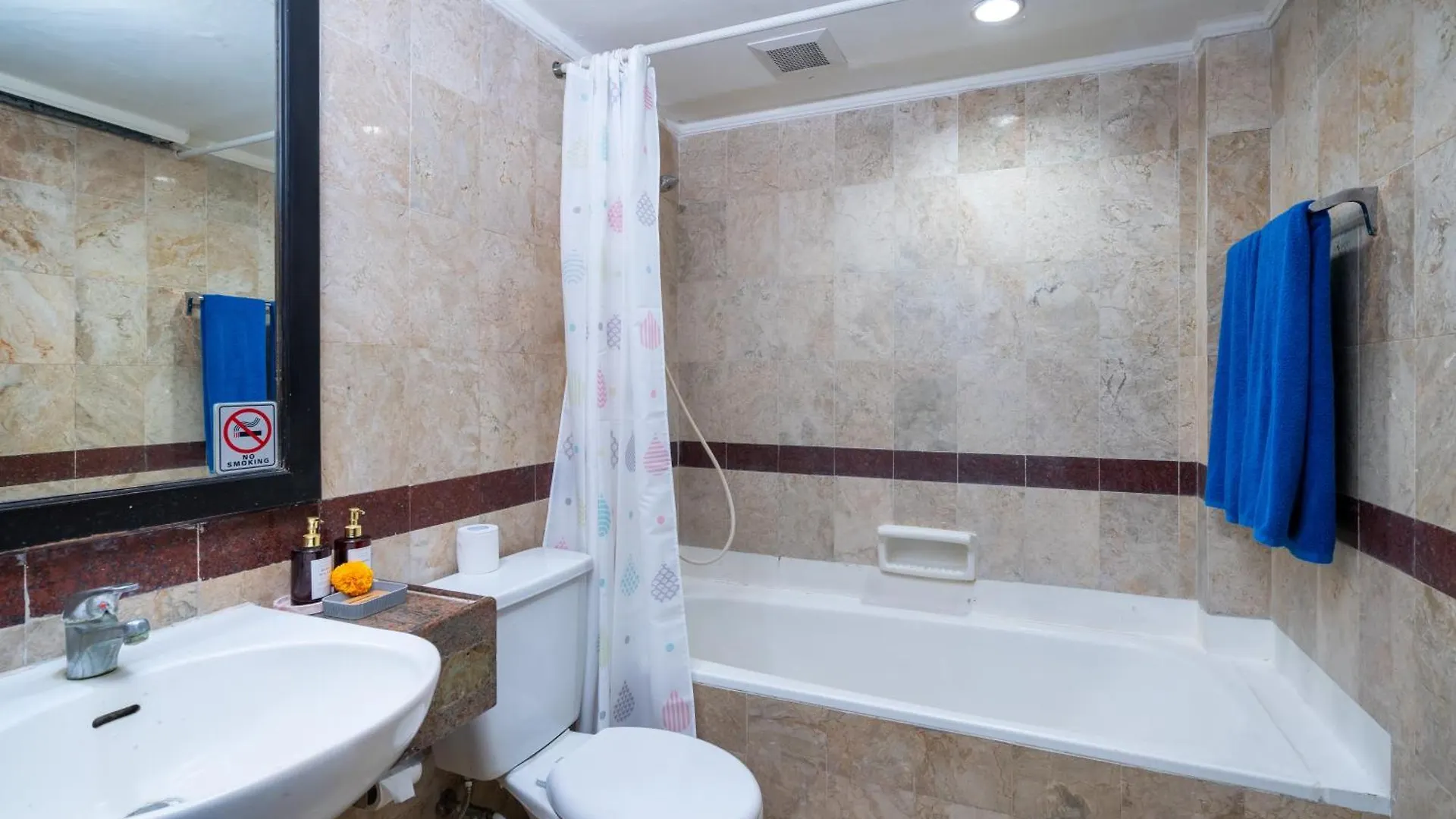 Beach Apartment Inside Resort Walking Distance To The Beach Seminyak